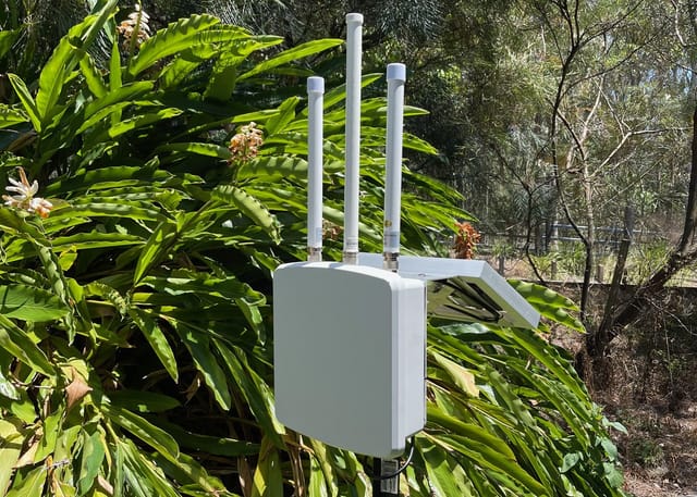 BLE-LTE gateway mounted in the field